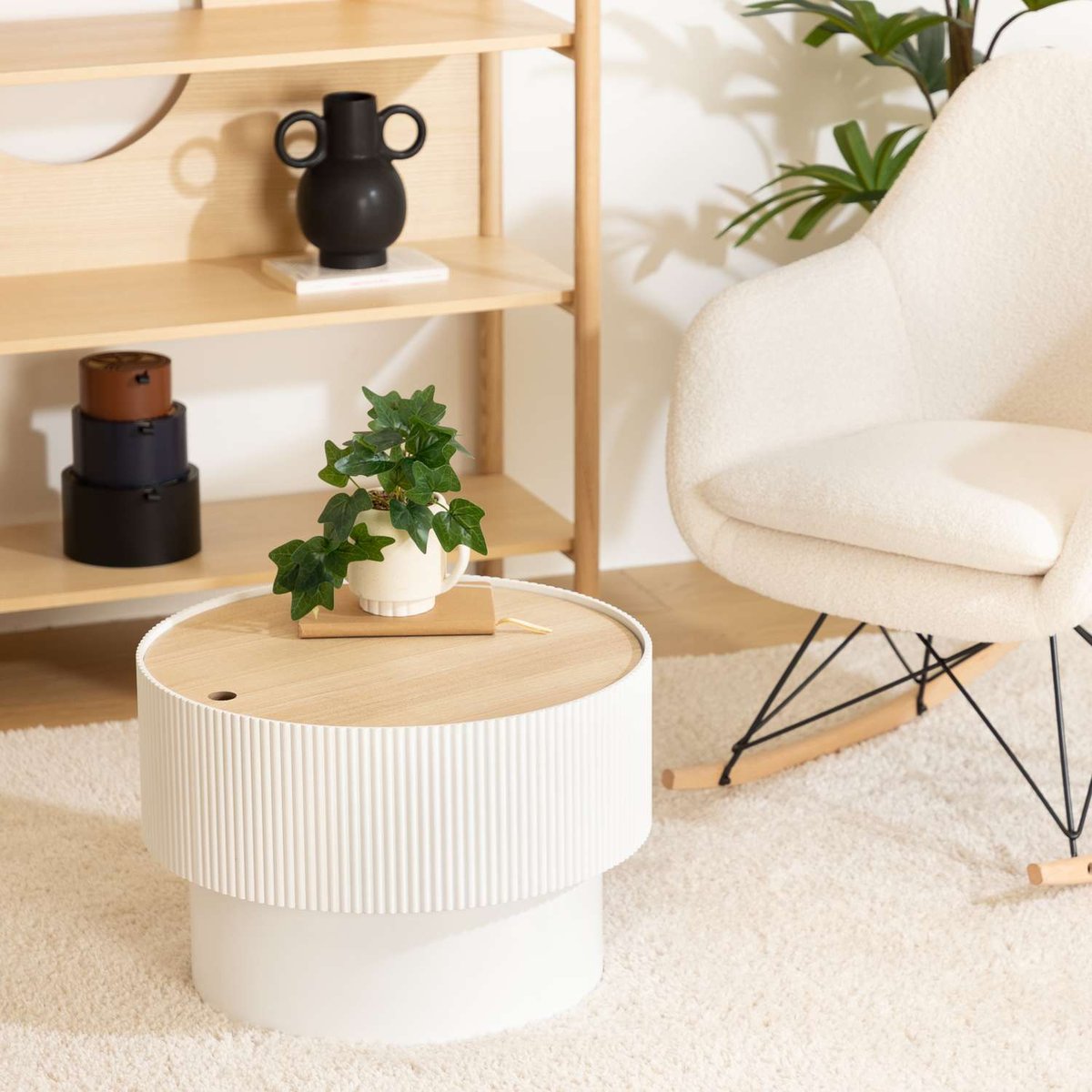 Fauteuil à bascule en bouclette OLMETO blanc, ATMOSPHERA