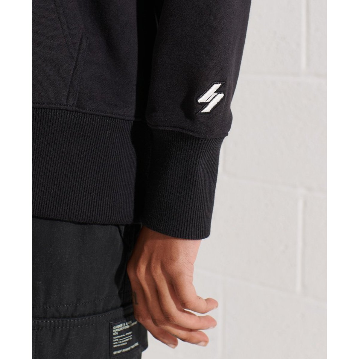 Sweat à capuche oversize à micro logo noir, SUPERDRY
