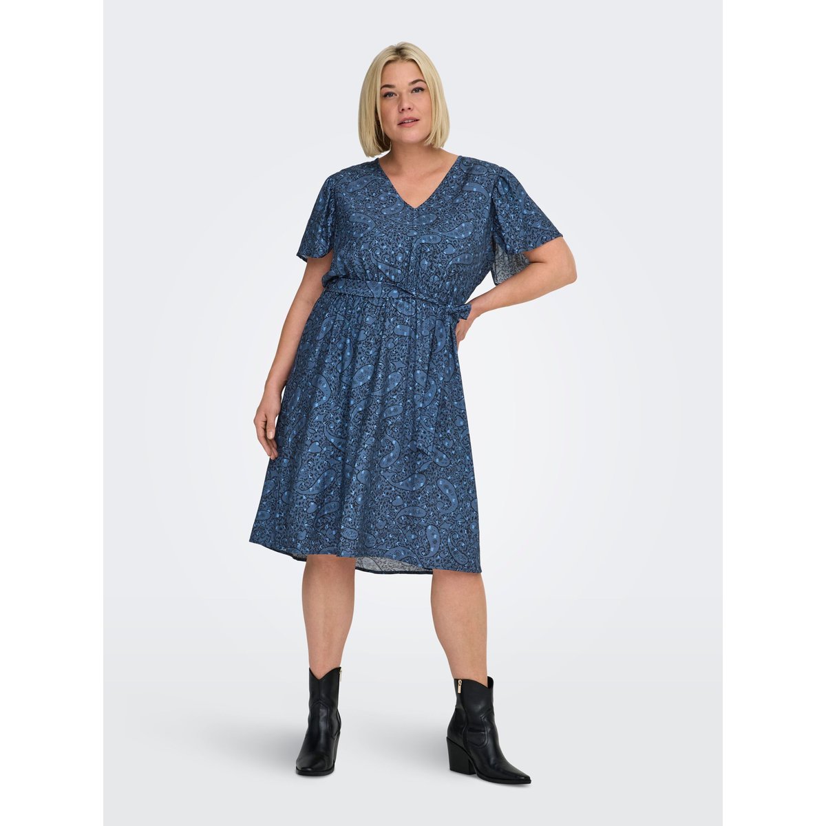 Robe ensign blue, ONLY CARMAKOMA