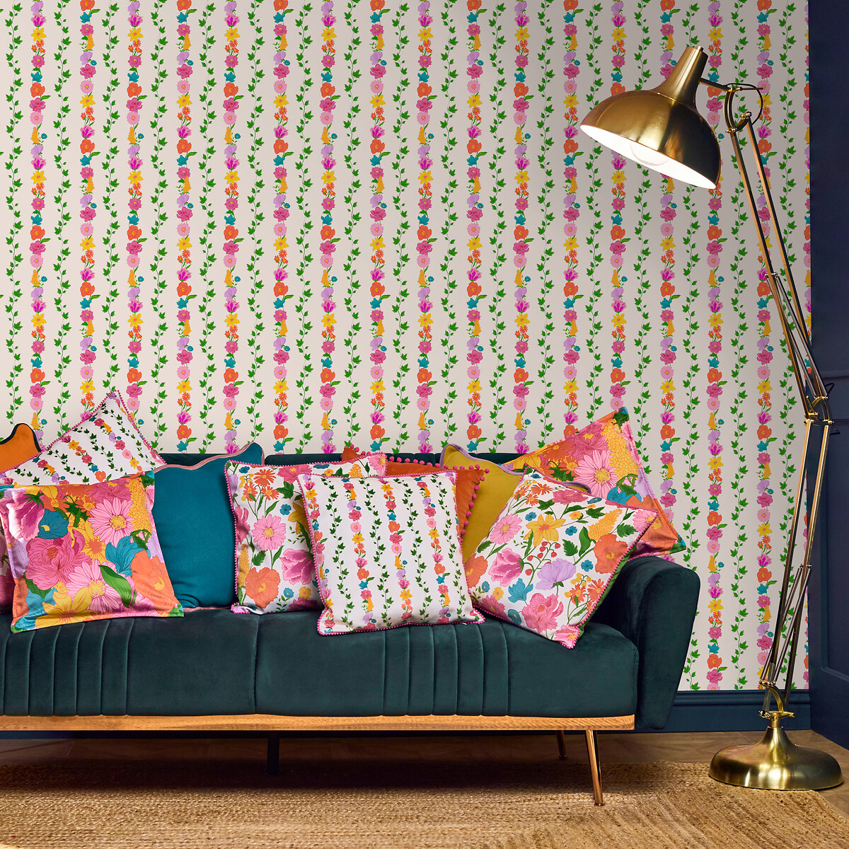 La Fleur Ivy Wallpaper multi-coloured, LA REDOUTE INTERIEURS X ROISIN QUINN