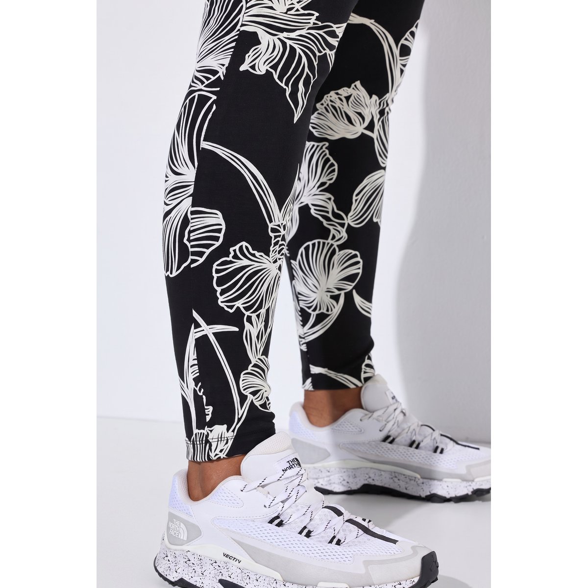 Legging imprimé floral noir, ULLA POPKEN