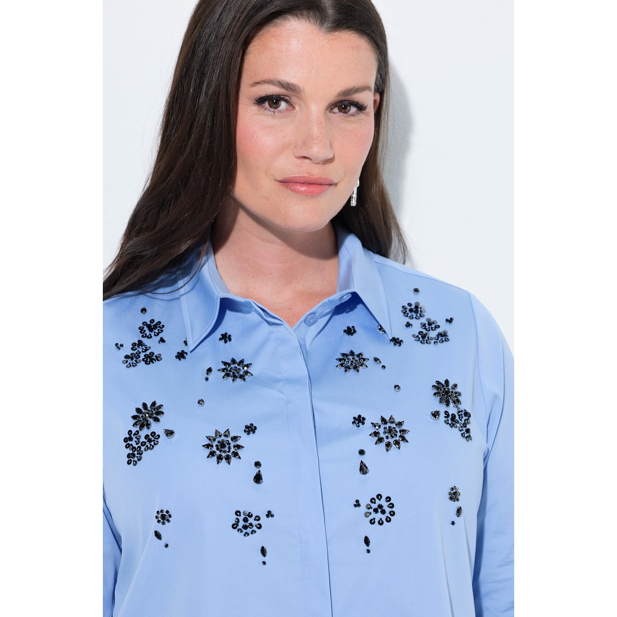 Chemisier avec strass et paillettes bleu clair, ULLA POPKEN