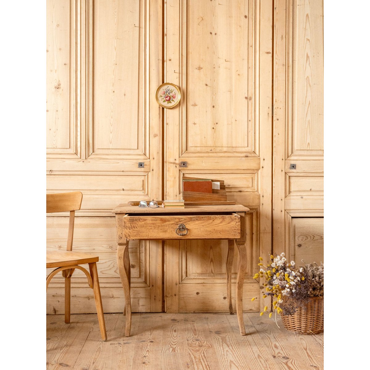 Bureau en bois Edouard N°1042 - Bon état bois foncé, DEBONGOUT