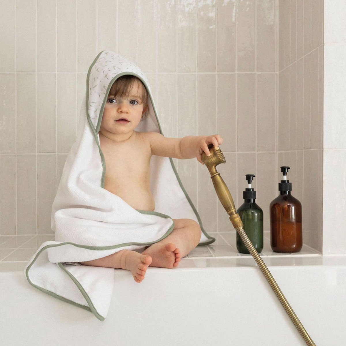 Lot de 2 capes de bain vert d'eau, blanc, TROIS KILOS SEPT