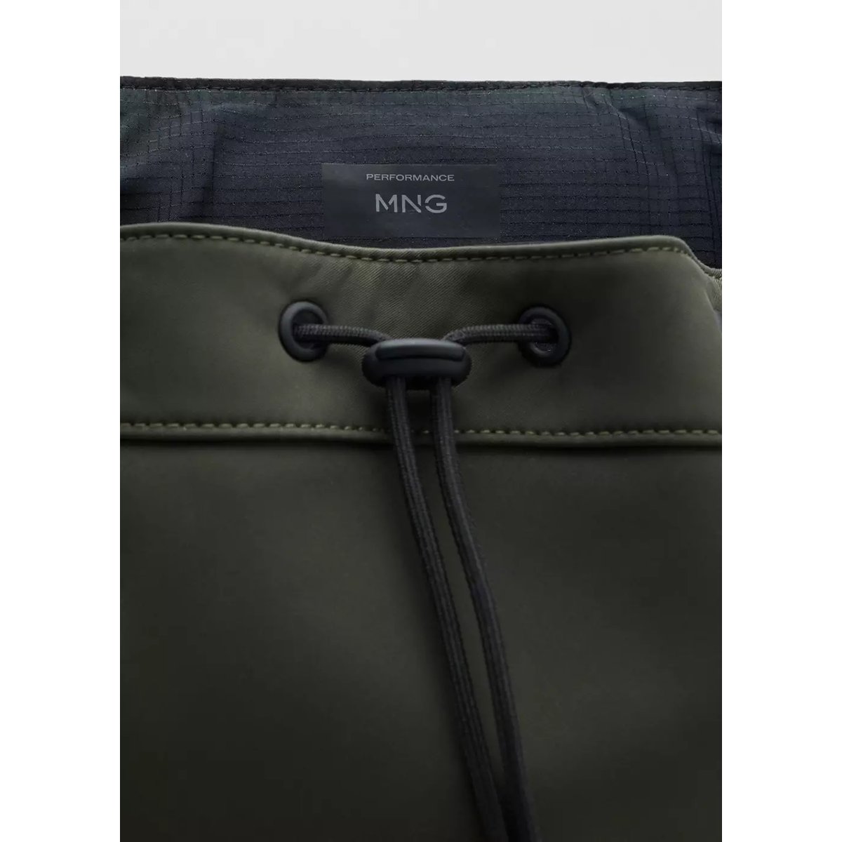 Sac à dos enduit avec fermeture à rabat kaki, MANGO MAN