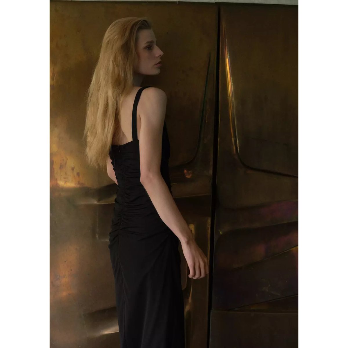 Robe en tulle drapée noir, MANGO