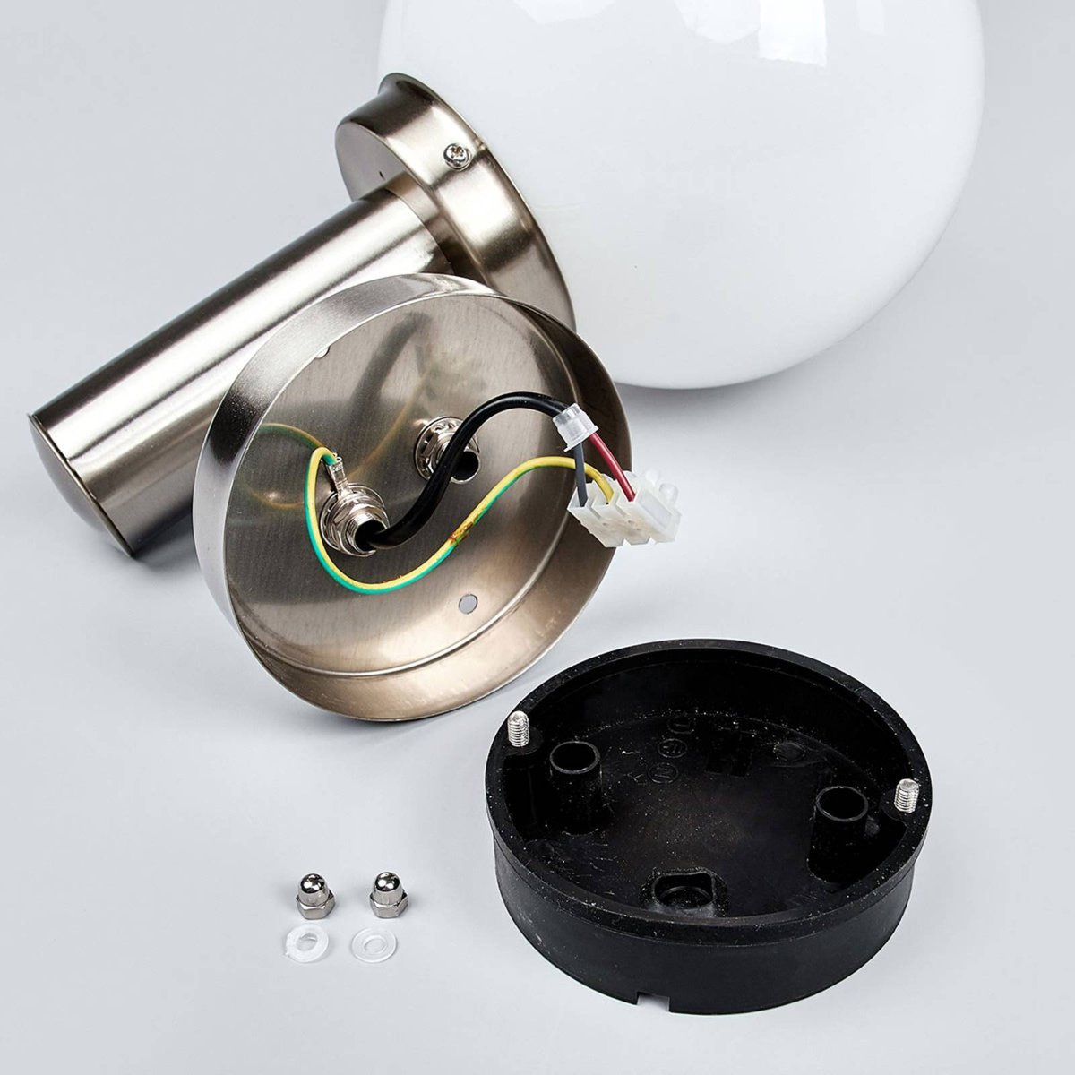 Applique extérieure en inox moderne, Nada acier inoxydable, blanc opale, LINDBY