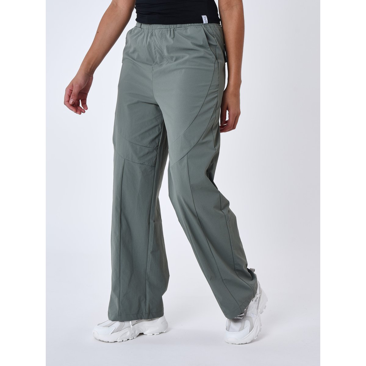 Pantalon droit à découpes kaki, PROJECT X