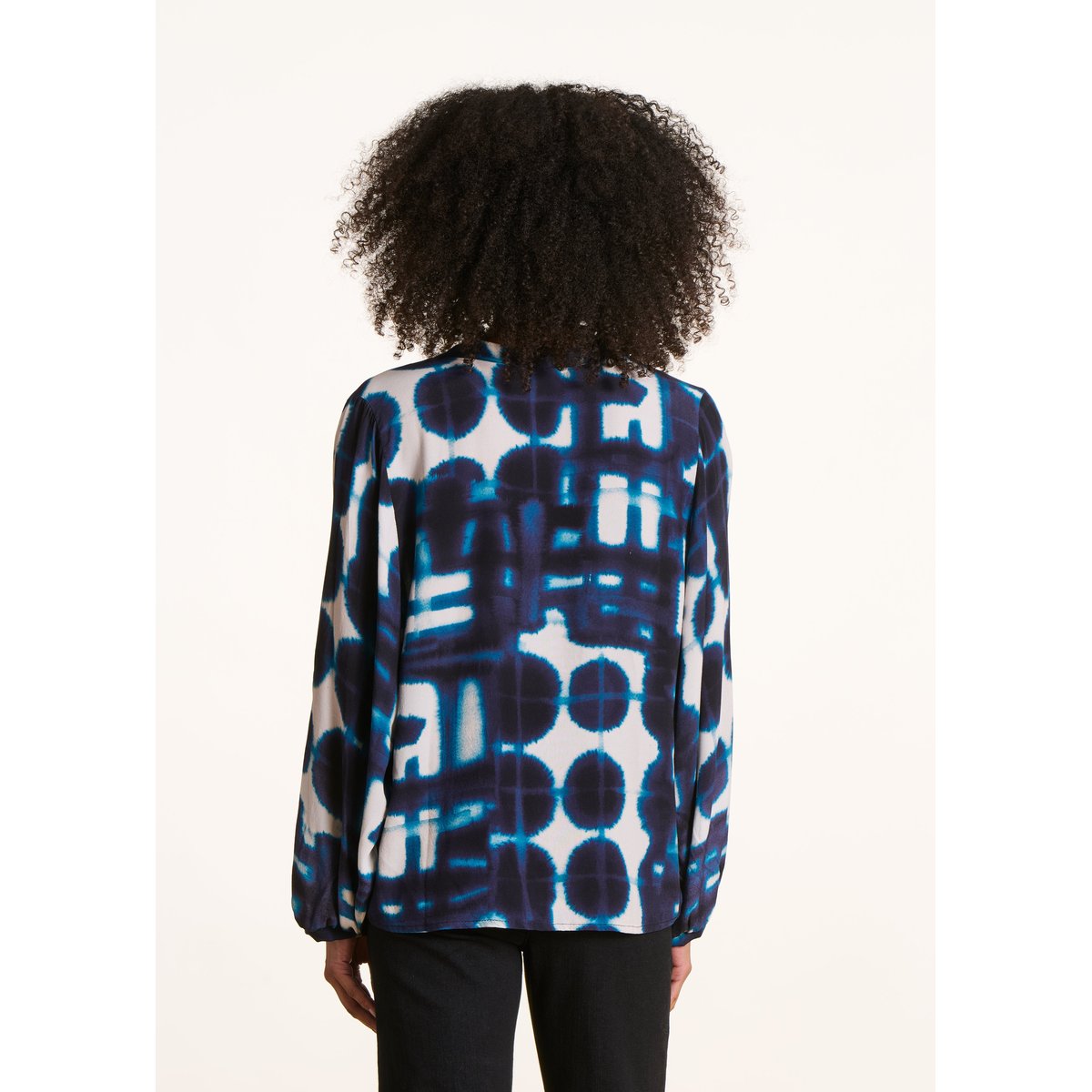 Top ample manches longues imprimé bleu/ecru, LA FEE MARABOUTEE