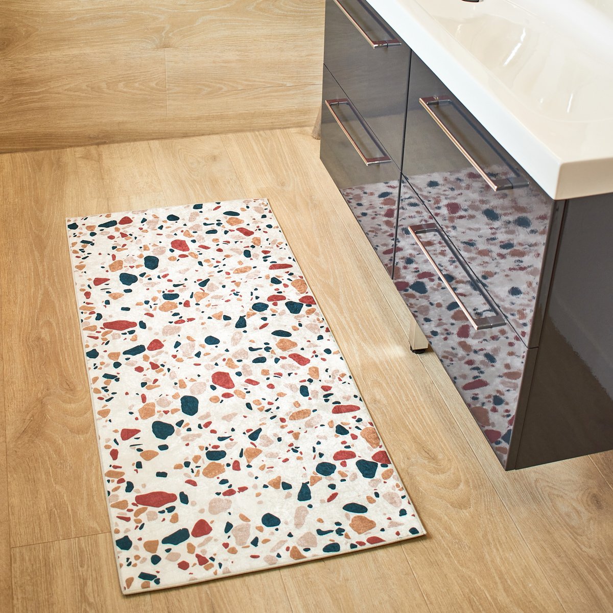 Tapis de salle de bain ALMAFIE rouge, NAZAR RUGS