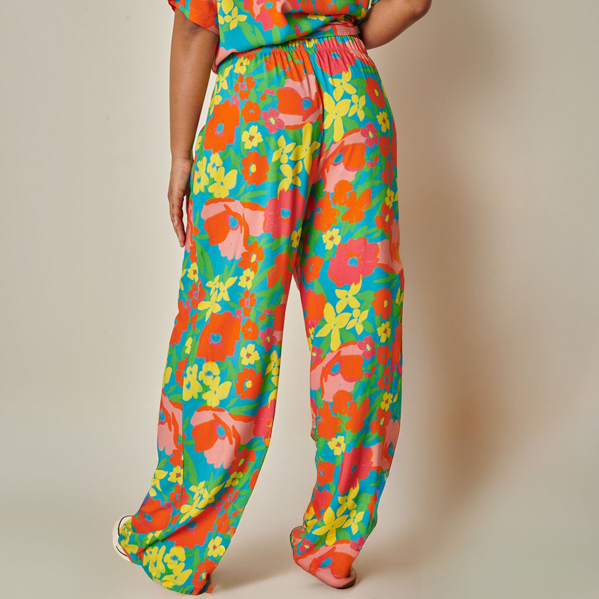 Pantalon fluide bleu imprimé fleurs, WE ARE JOLIES