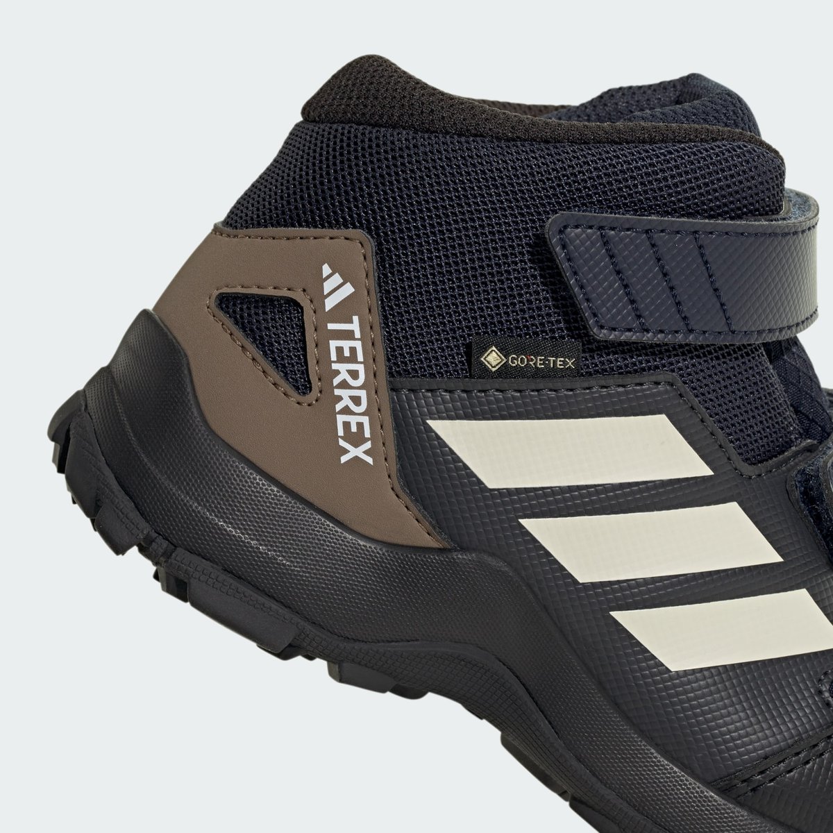 Chaussures De Randonnée Mi-Montante Terrex Skychaser Gore-Tex Enfants Chaussures De Randonnée Mi-Montante Terrex Skychaser Gore-Tex Enfants legend ink / wonder white / khaki six, adidas Performance