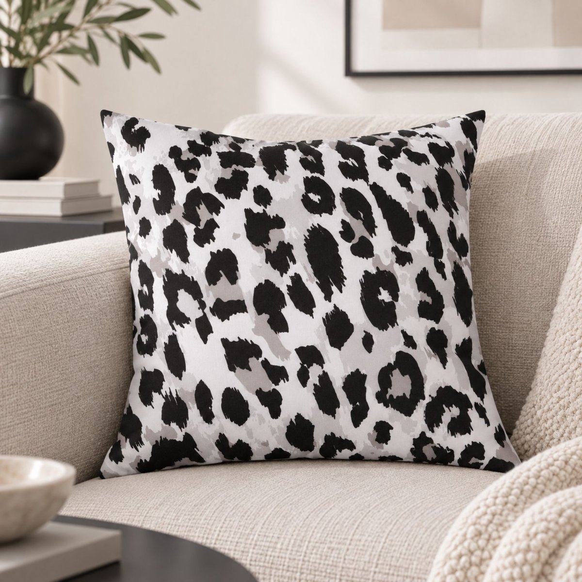 Coussin motif léopard noir, LOVELY CASA
