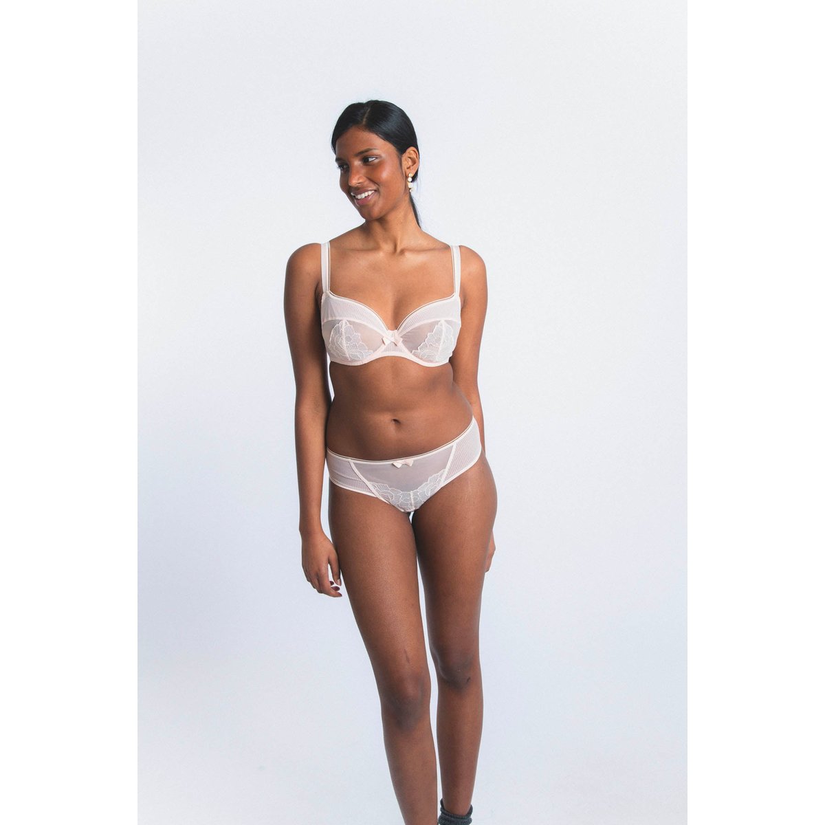 Soutien-gorge corbeille grande taille en broderie INTUITION quartz, MAISON LEJABY
