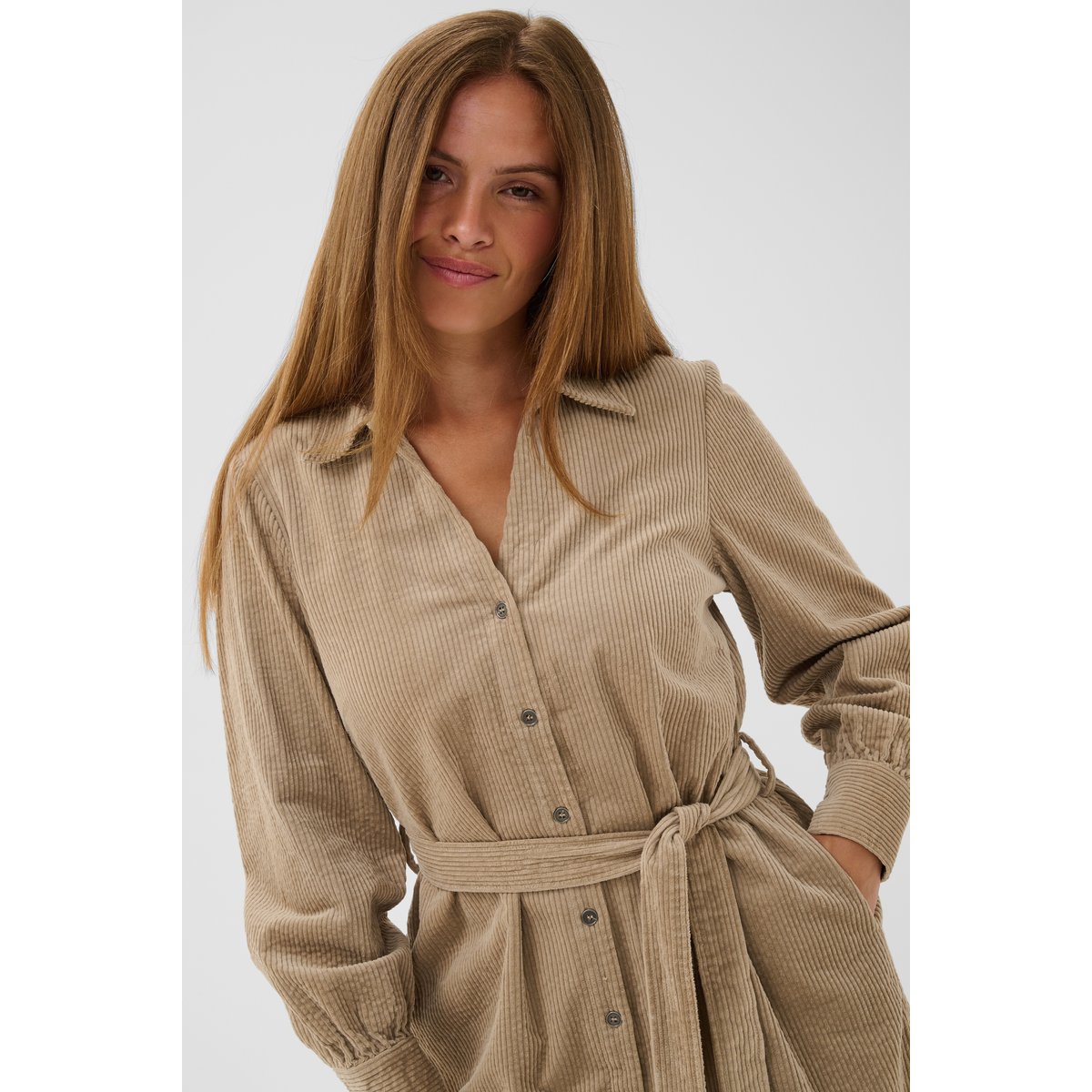 Robe beige dune, CULTURE