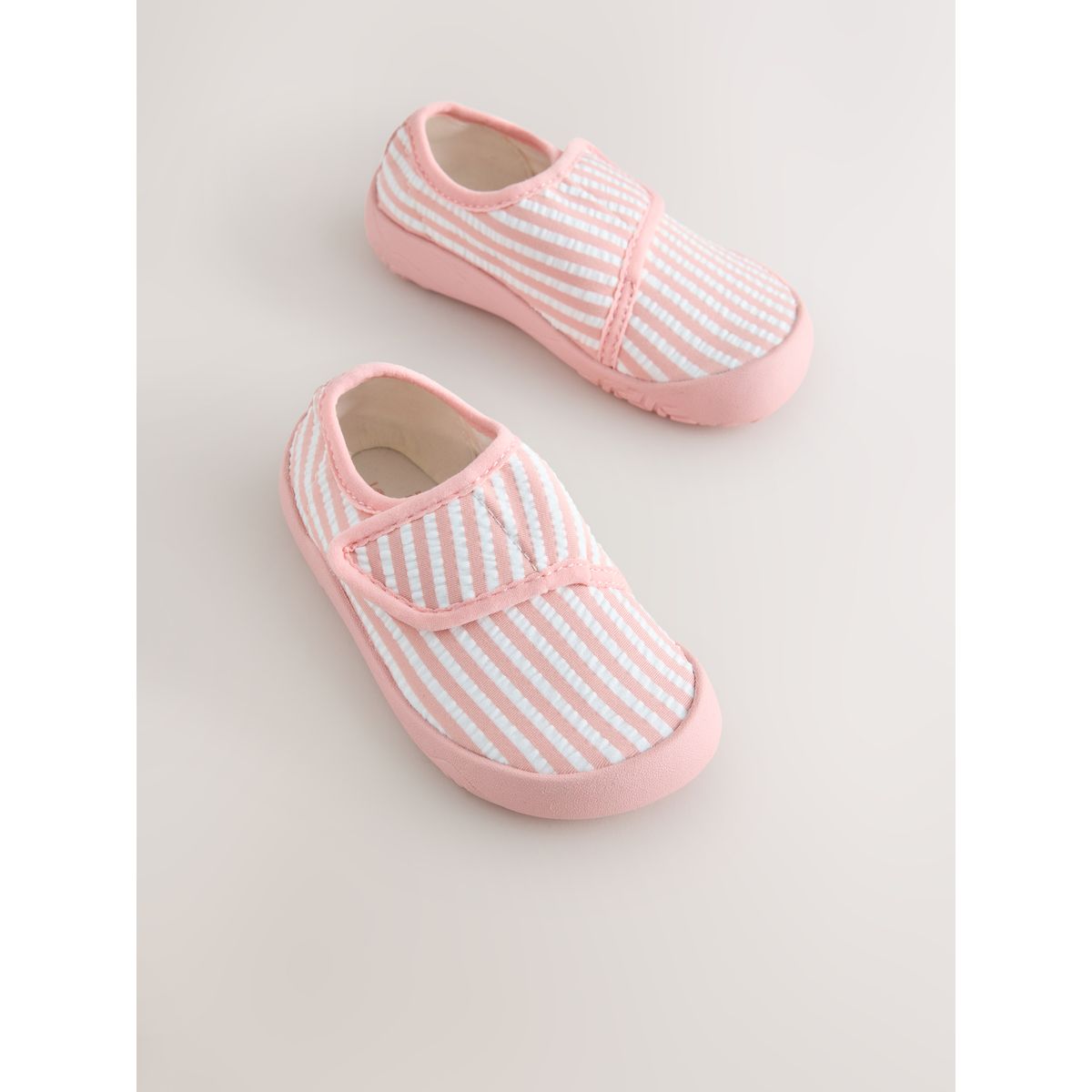 Chaussettes de nage souples rose, NEXT