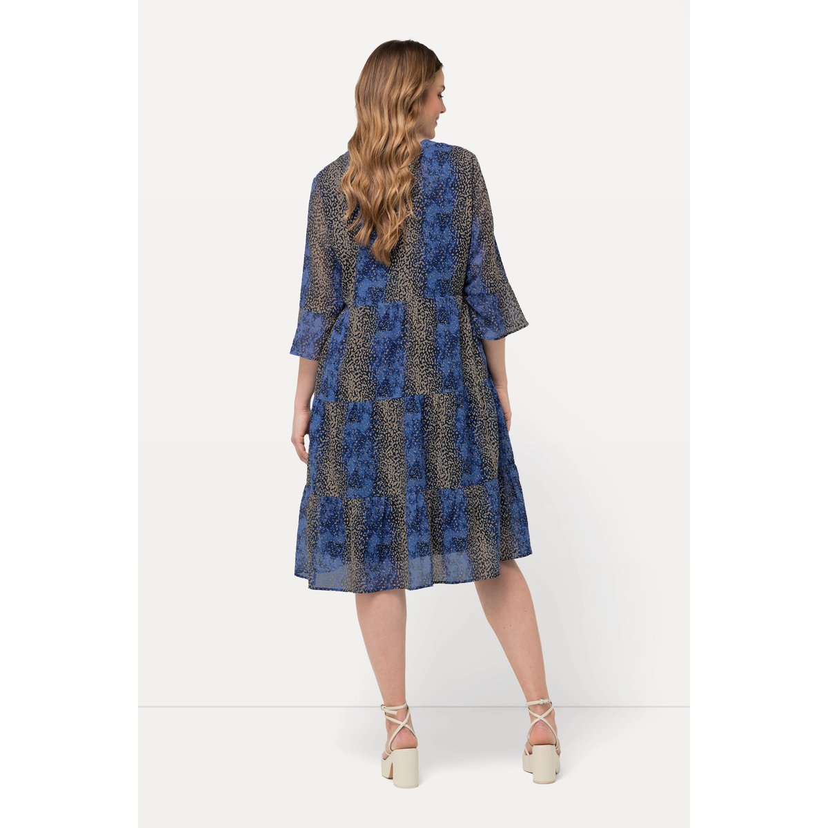 Robe midi à manches 3/4 volantées. marine, ULLA POPKEN