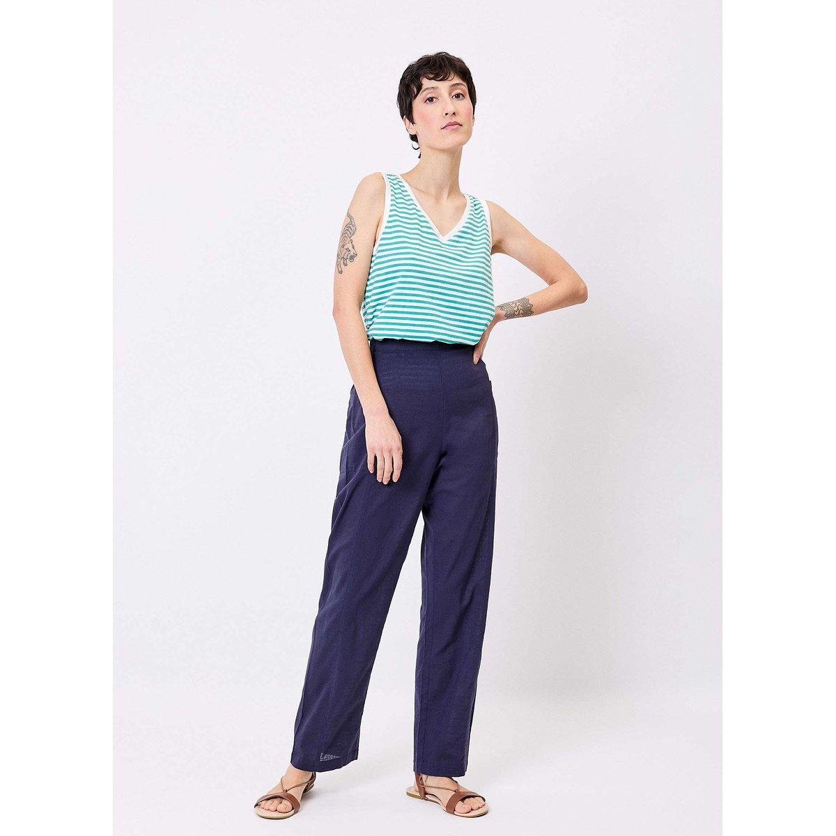 Pantalon coton bio droit avec poches DANI bleu marine, LA FIANCÉE