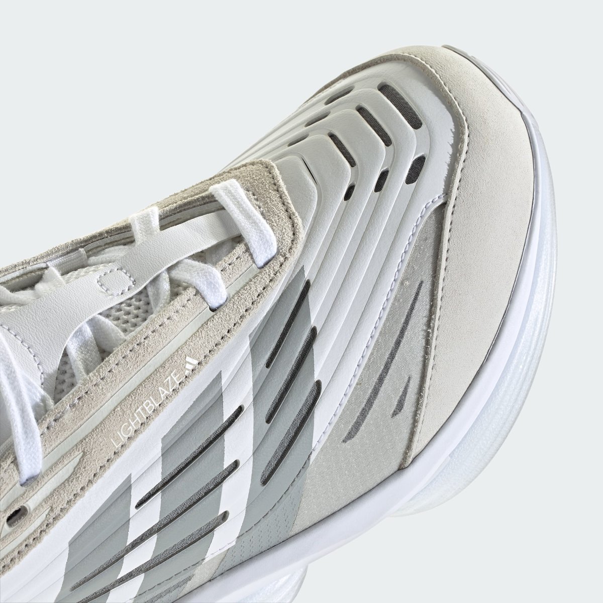 Chaussure Lightblaze Pod+ Chaussure Lightblaze Pod+ cloud white / grey two / grey one, ADIDAS SPORTSWEAR