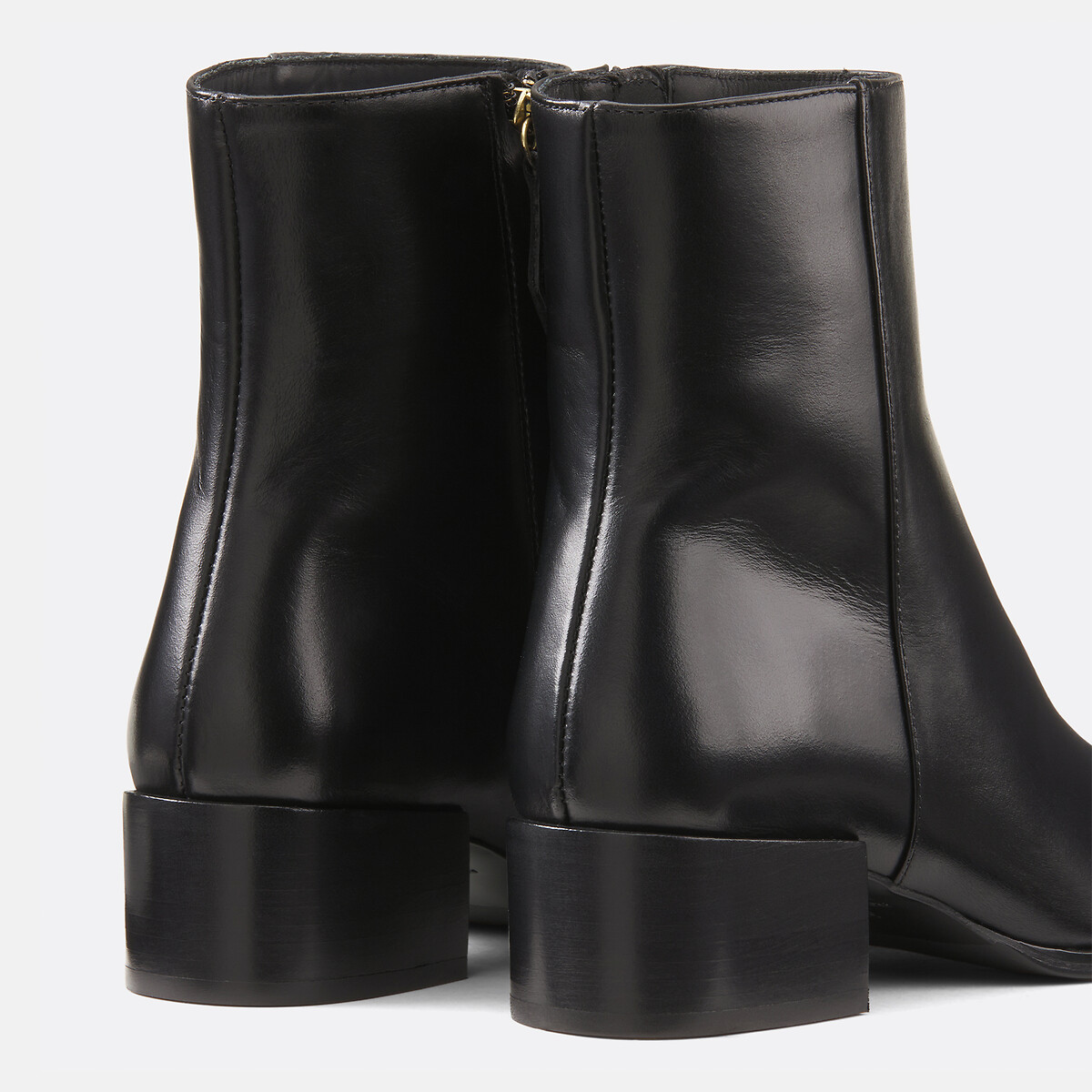 N°406 Ankle Boots in Smooth Leather black, RIVECOUR