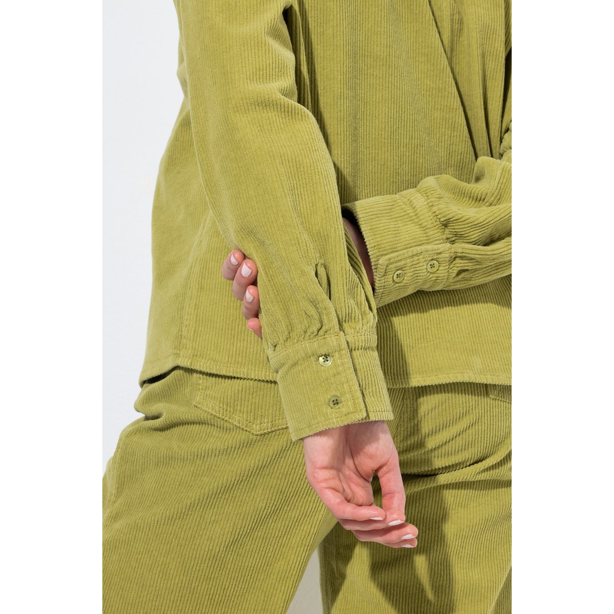 Chemise en velours côtelé, coupe Boxy Fit sauge, ULLA POPKEN