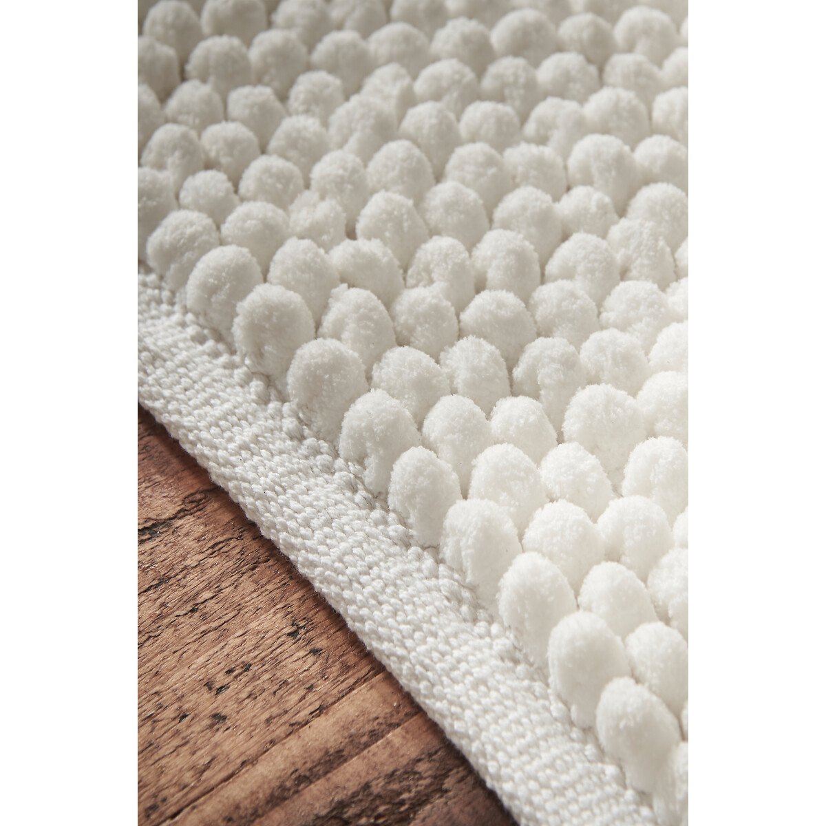 Aspen Bobble Bath Mat white, BIANCA FINE LINENS