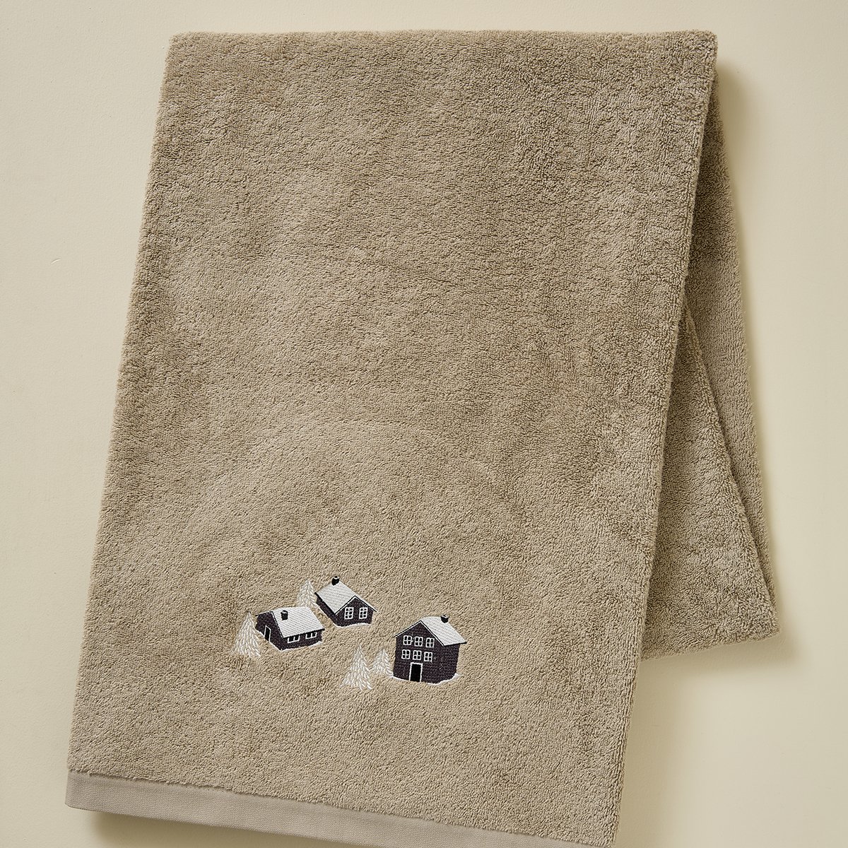 Drap de bain AU COEUR DE LA VALLEE gris, SYLVIE THIRIEZ