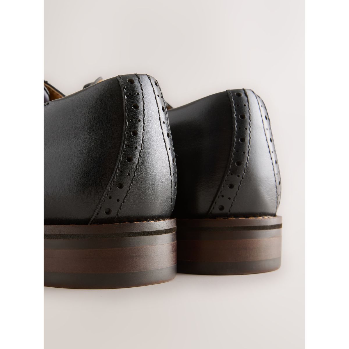 Chaussures derby en cuir marron, NEXT