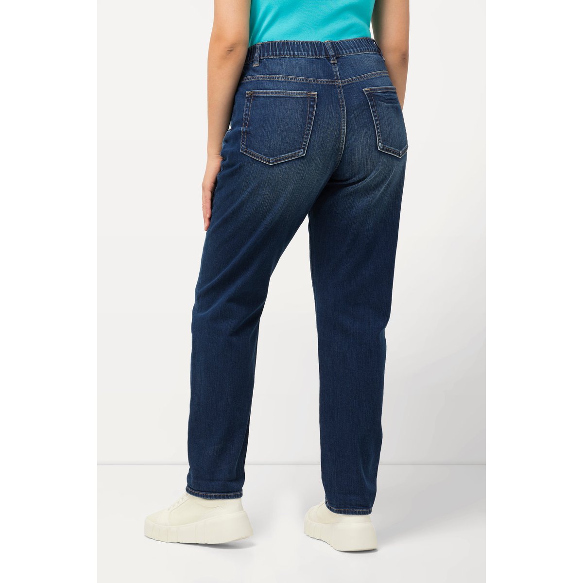 Jean boyfriend à 5 poches. Taille confortable bleu jean, ULLA POPKEN