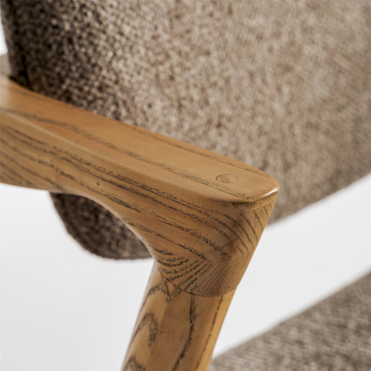 Chaise en frêne collection S.NAMUR bois brun et taupe, RECOLLECTION