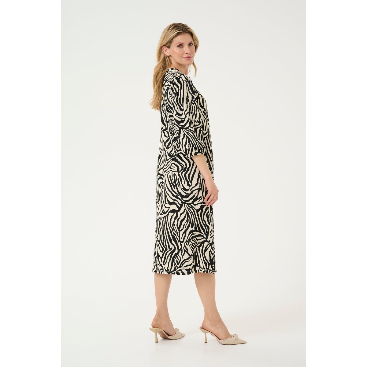 Jersey dress noir turtledove print, KAFFE