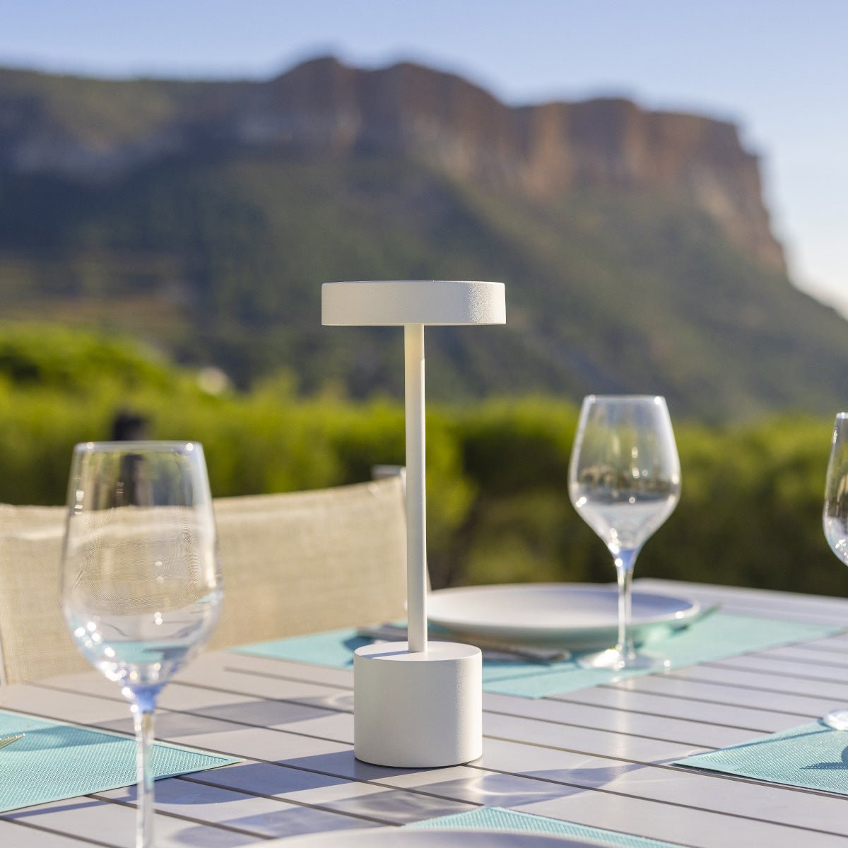 Lampe de table sans fil touch LED ROBY blanc, LUMISKY