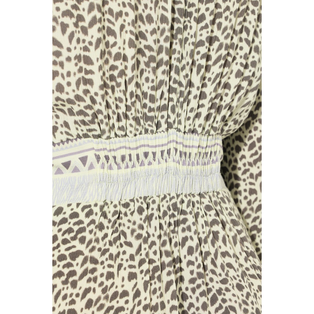 Robe midi. Décolleté en V pistache, ULLA POPKEN