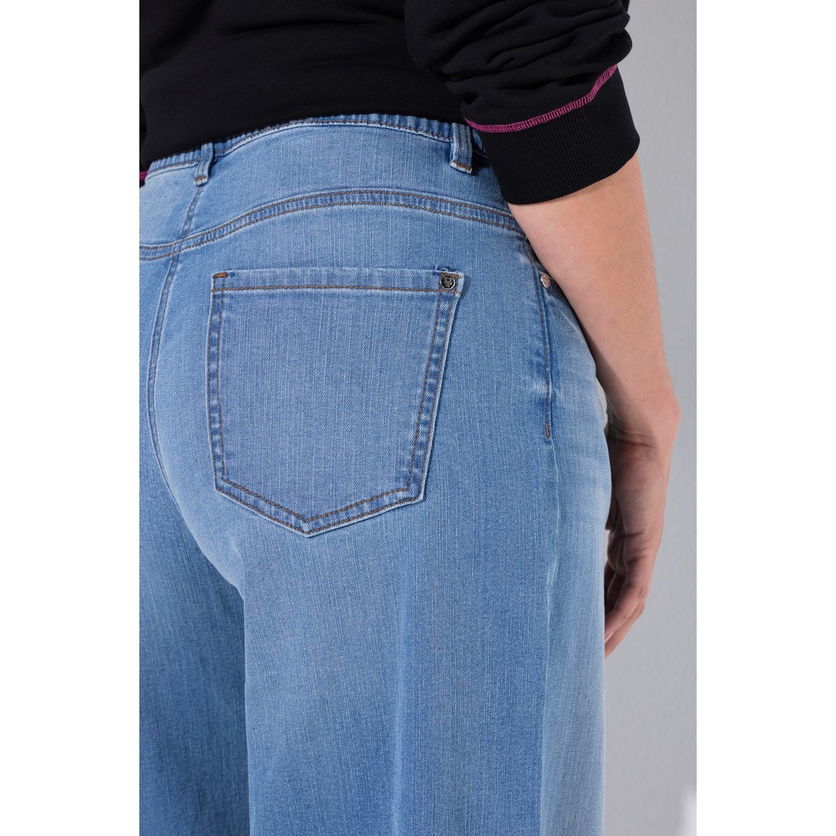 Jean Mary, jambe droite extra-large bleu clair, ULLA POPKEN