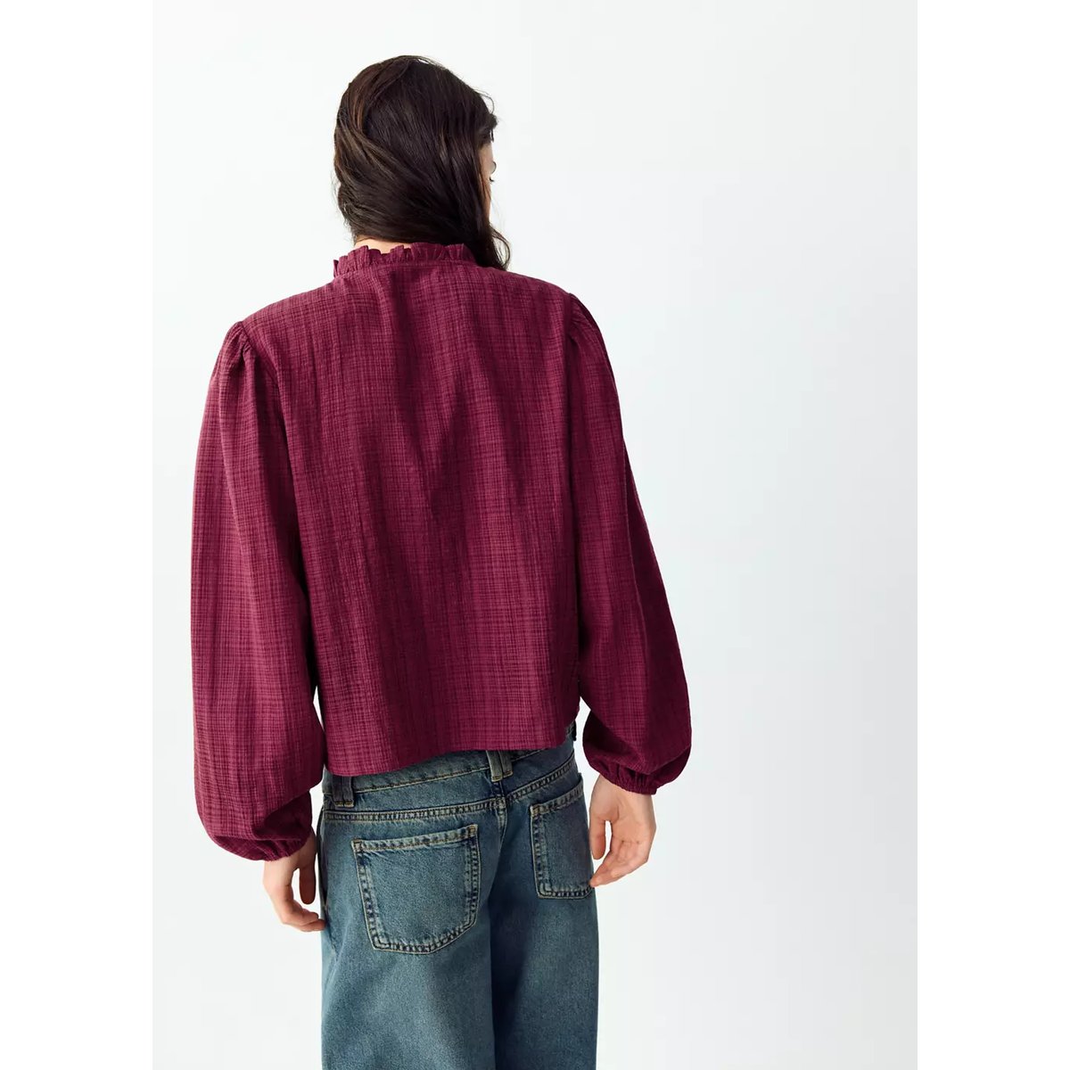 Blouse croisée avec détail à volant bordeaux, MANGO TEEN