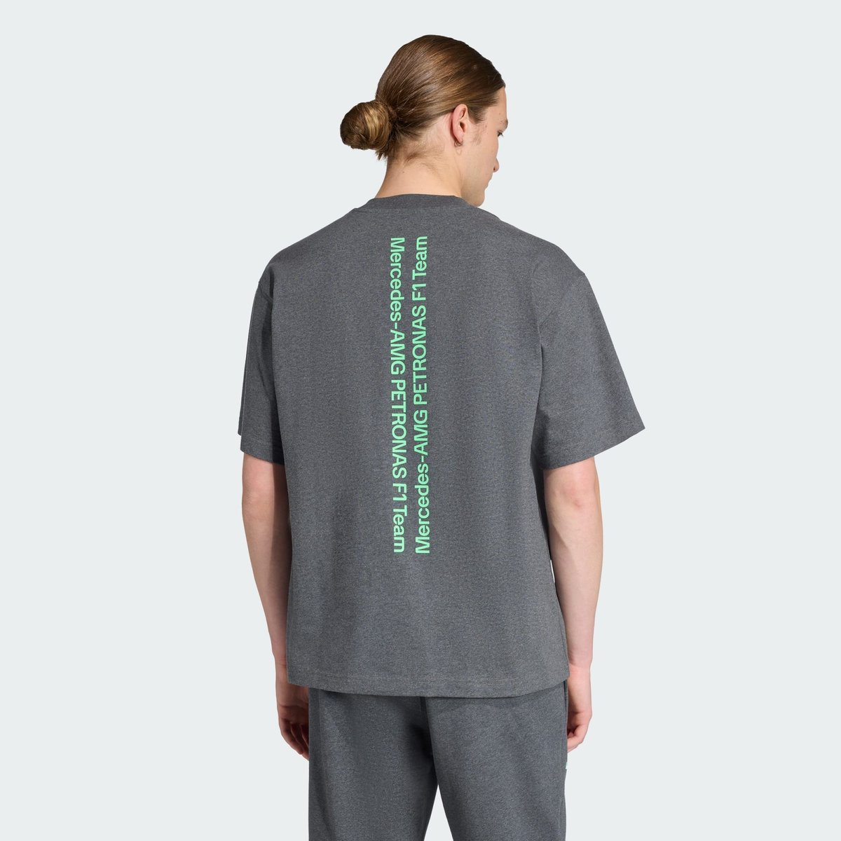 T-Shirt Survêtement Premium Mercedes - Amg Petronas Formula One Team T-Shirt Survêtement Premium Mercedes - Amg Petronas Formula One Team dark grey heather, adidas Performance