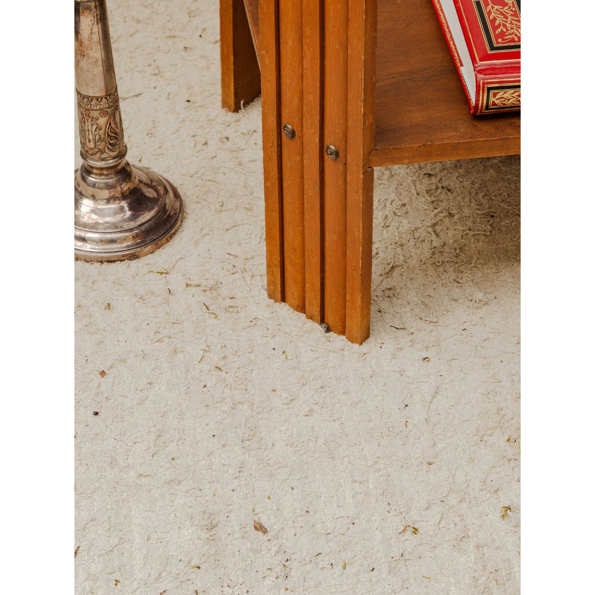 Table d'appoint en bois Francine N°1652 - Bon état bois foncé, DEBONGOUT