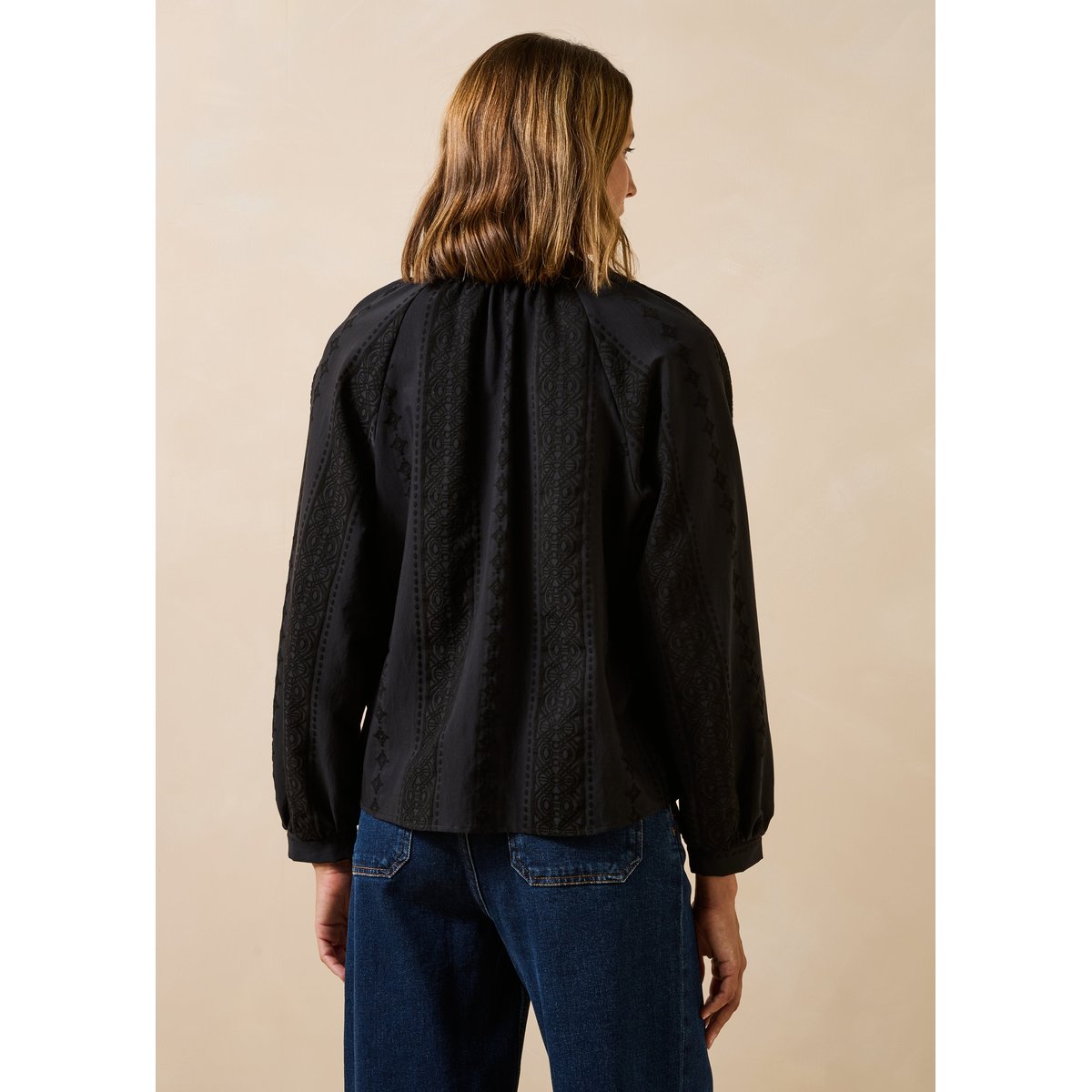 Chemise manches longues col rond en jacquard noir, LA FEE MARABOUTEE