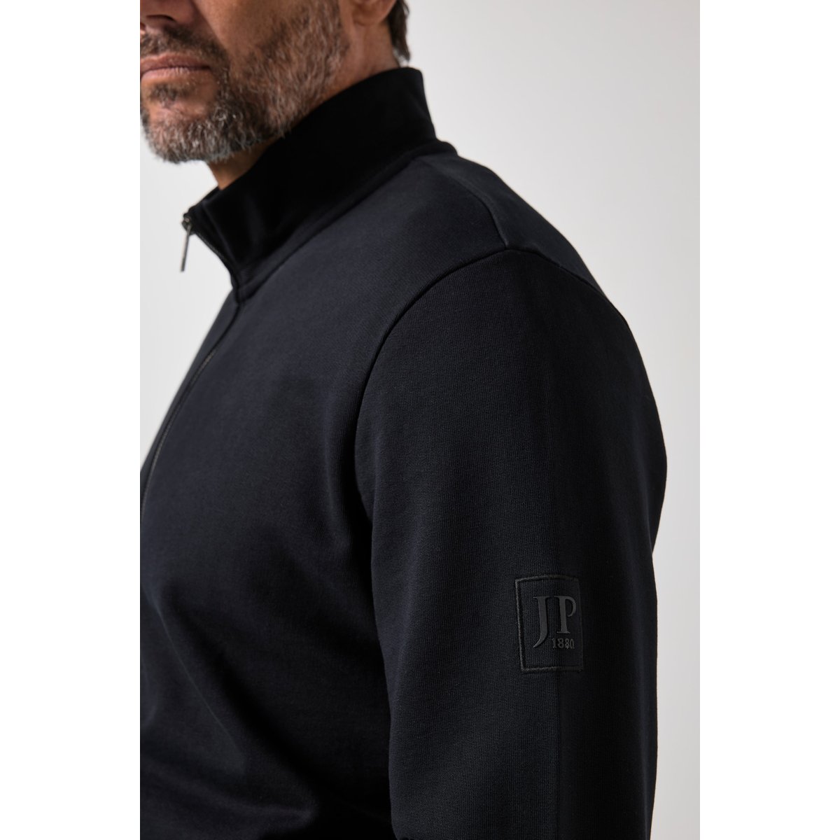 Veste en molleton noir, JP1880