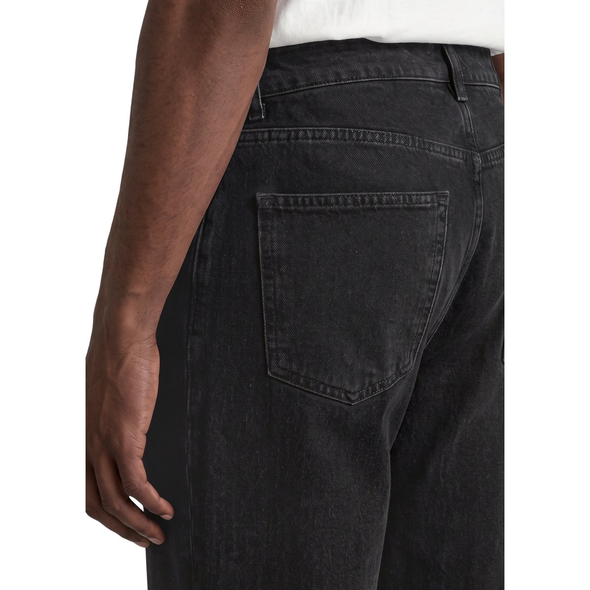 Jeans modèle Runne tapered en pur coton bio noir, MARC O’POLO DENIM