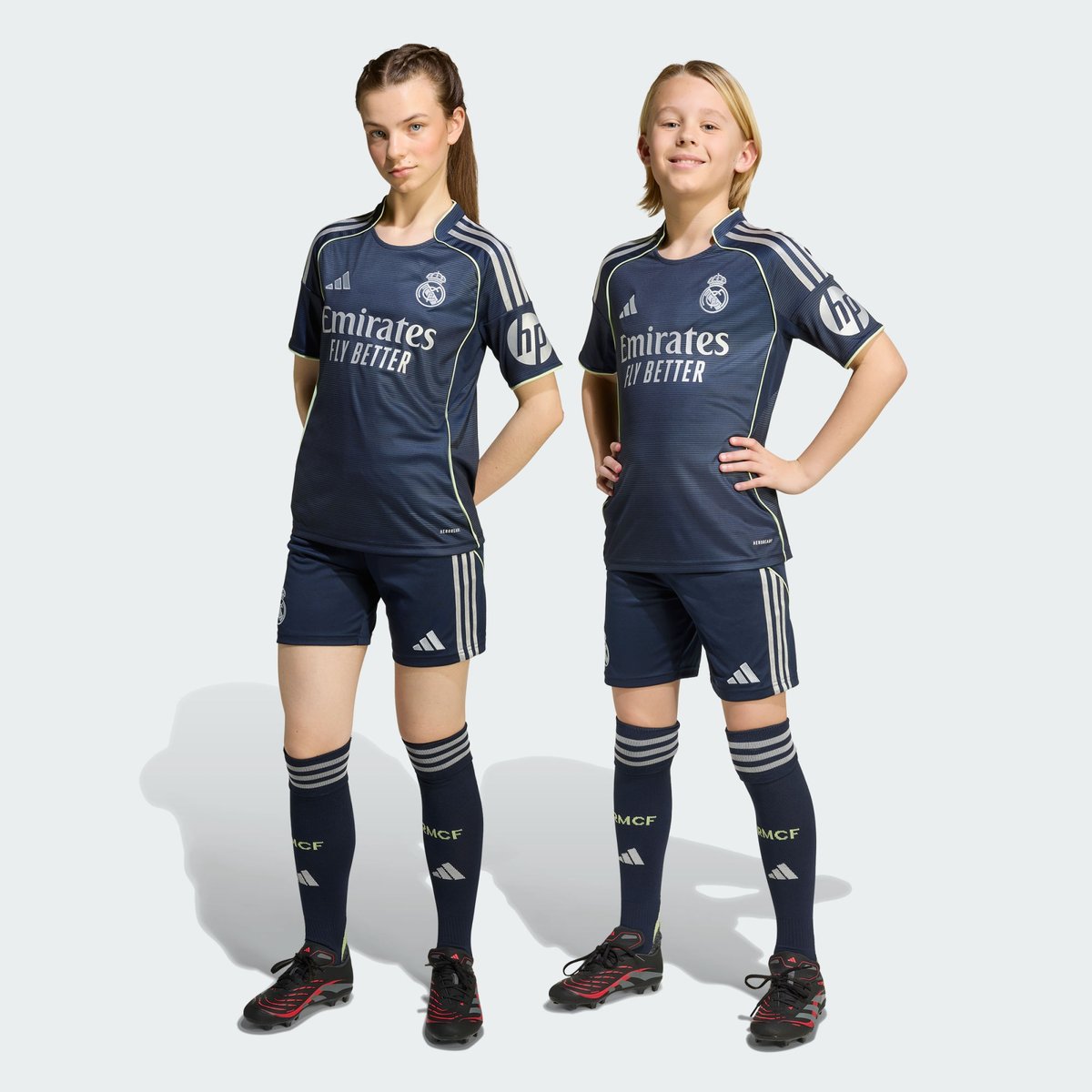 Short Extérieur Real Madrid 25/26 Enfants Short Extérieur Real Madrid 25/26 Enfants legend ink, adidas Performance
