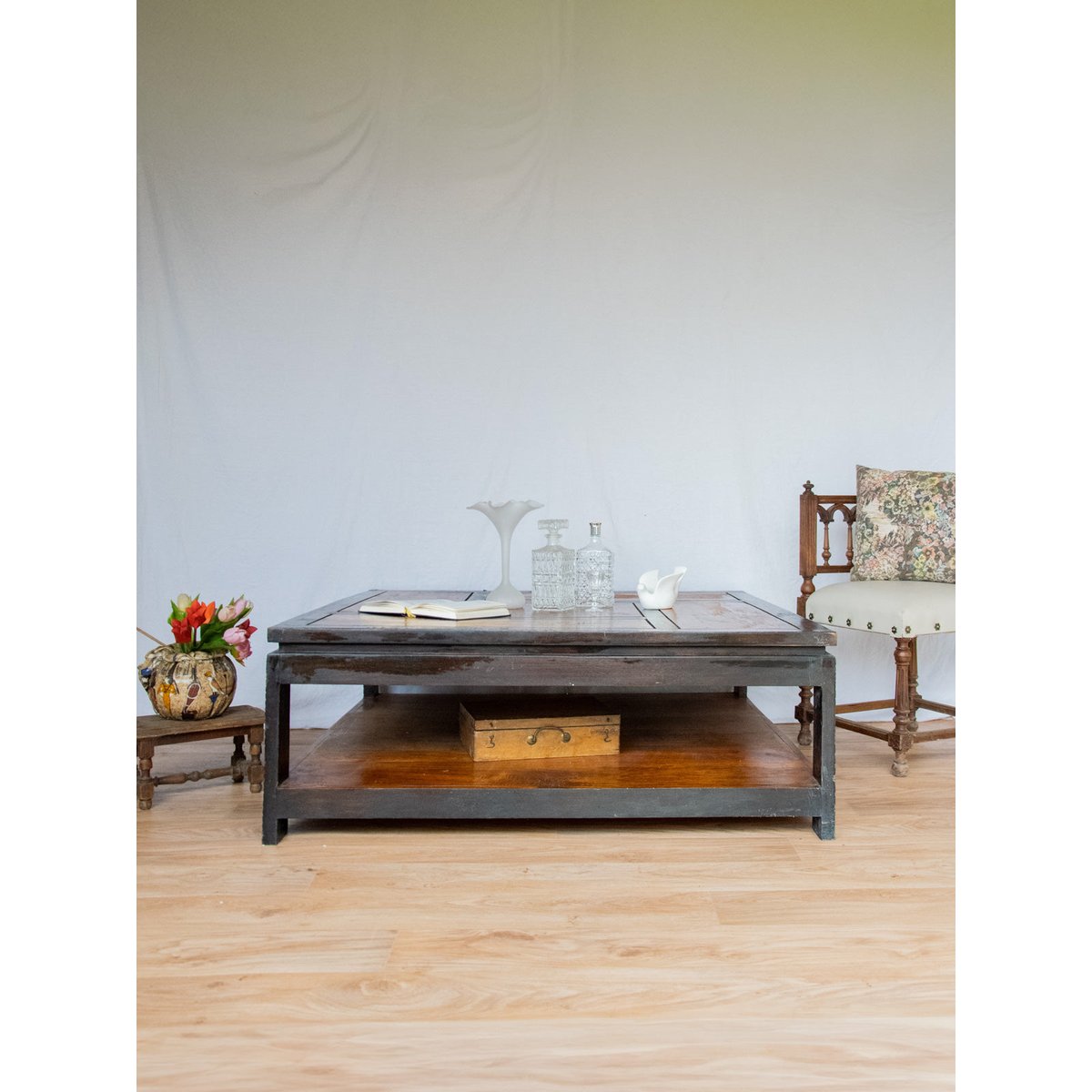 Table basse carrée en bois Donna N°649 - Bon état bois clair, DEBONGOUT
