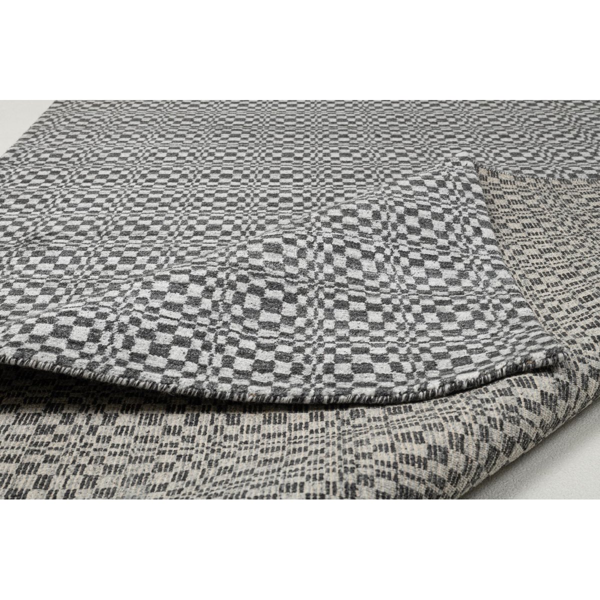 Tapis MYSORE, tufté main, 100% viscose, plat gris, THEKO