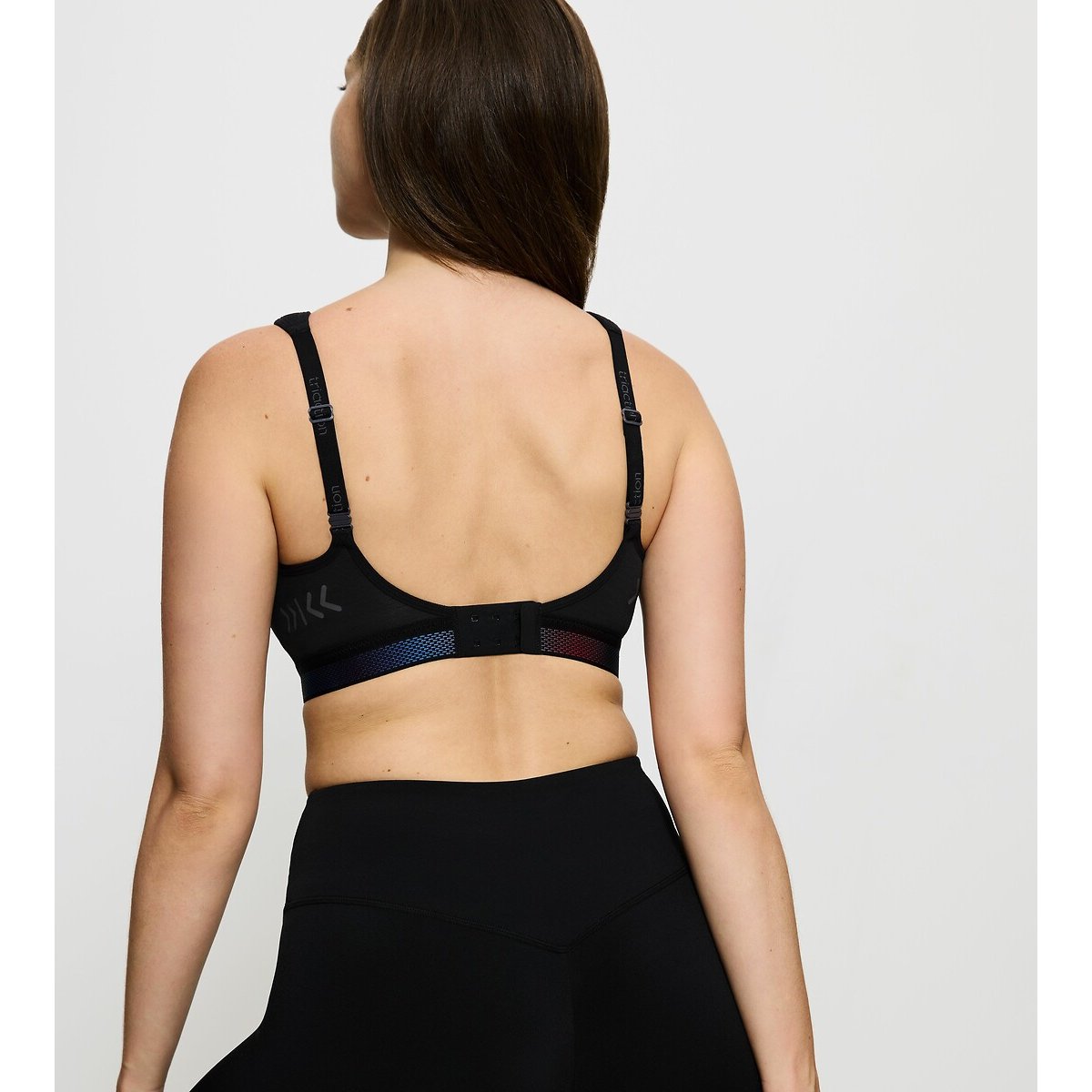 Triaction Cardio Minimiser Sports Bra black, TRIUMPH