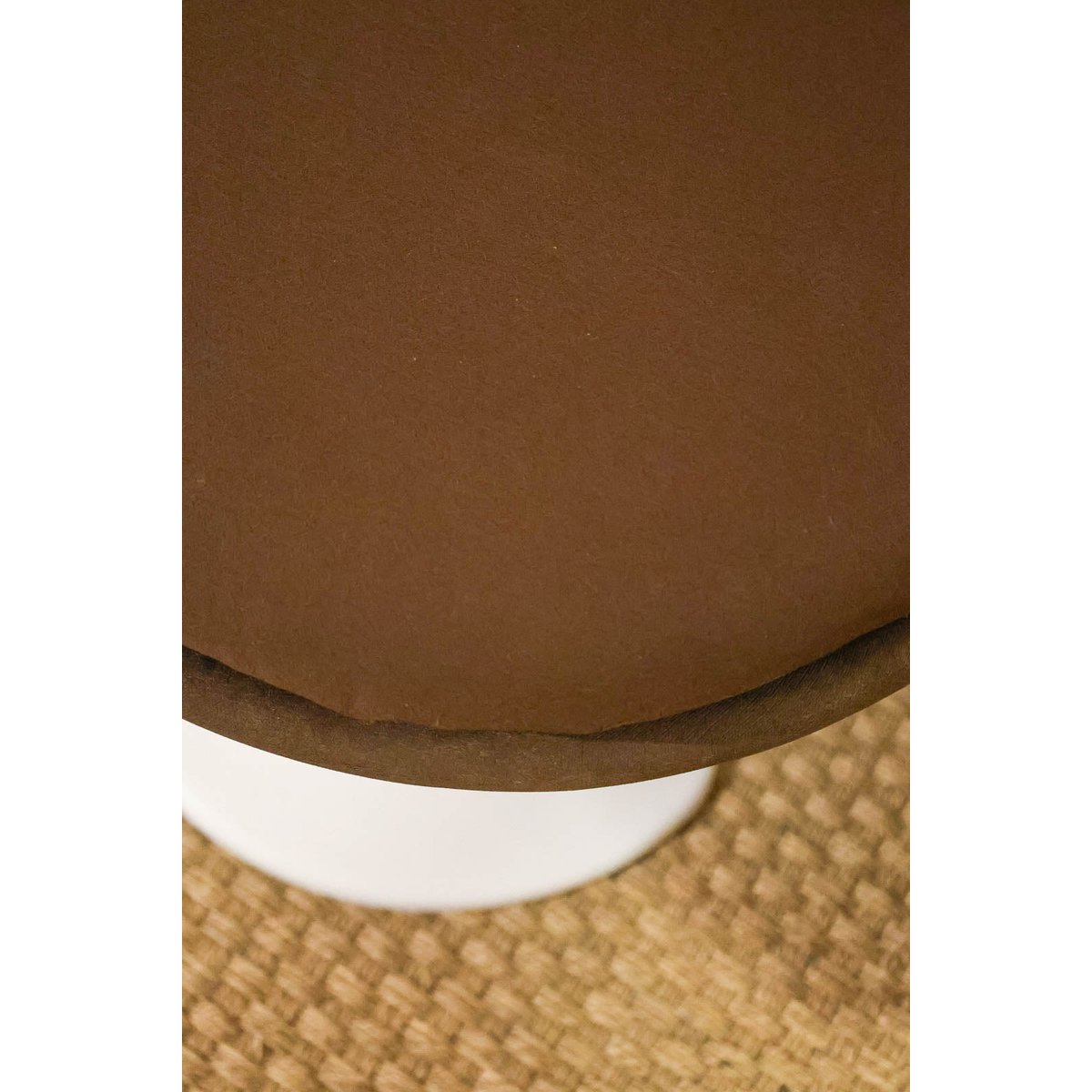 Chaise pivotante modèle "Trèfle" Alma N°1122 - Bon état marron, DEBONGOUT