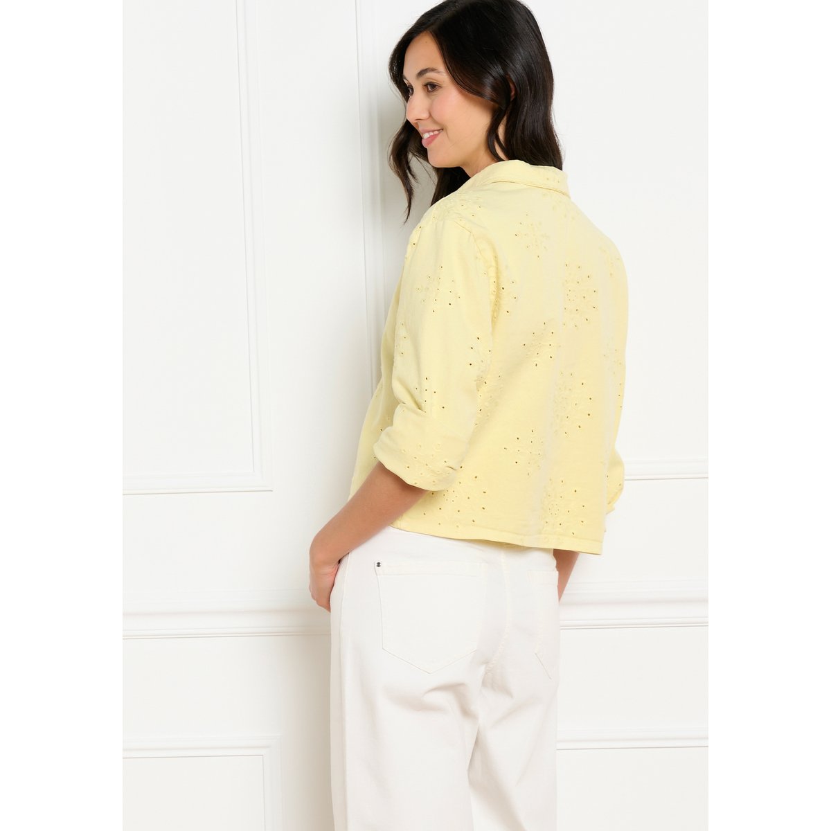 Veste courte en broderie anglaise jaune pastel, LOLALIZA