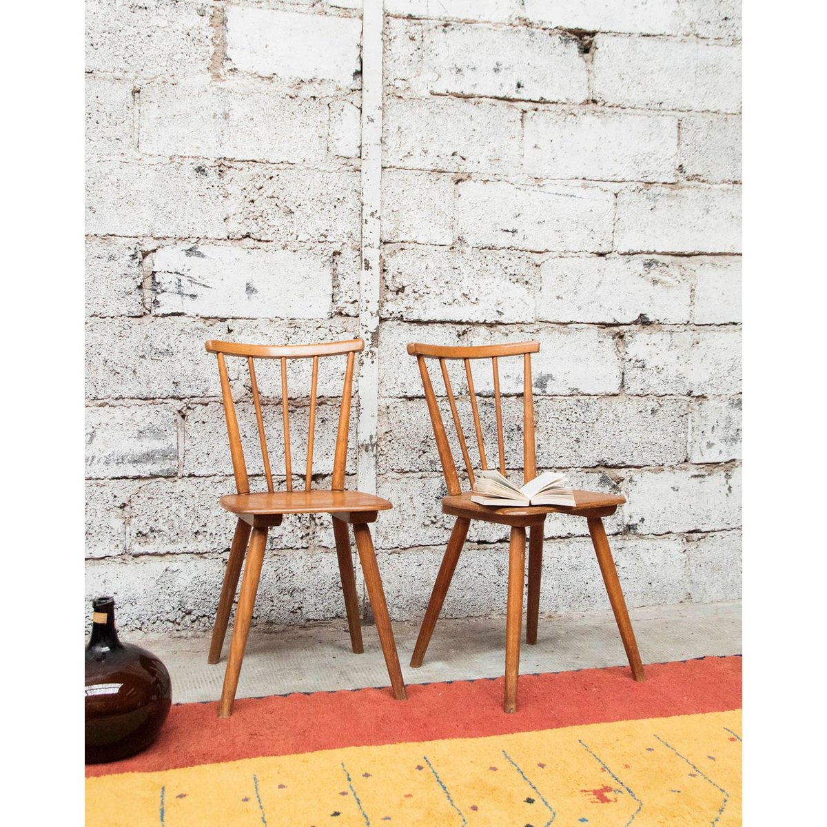 Paire de chaises en bois Alma N°729 - Bon état bois, DEBONGOUT