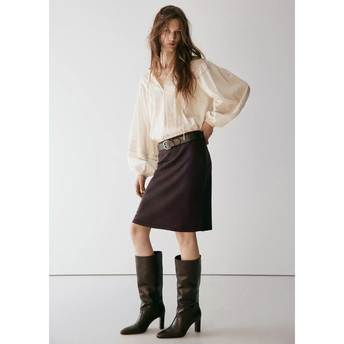 Jupe droite en maille fine marron, MANGO