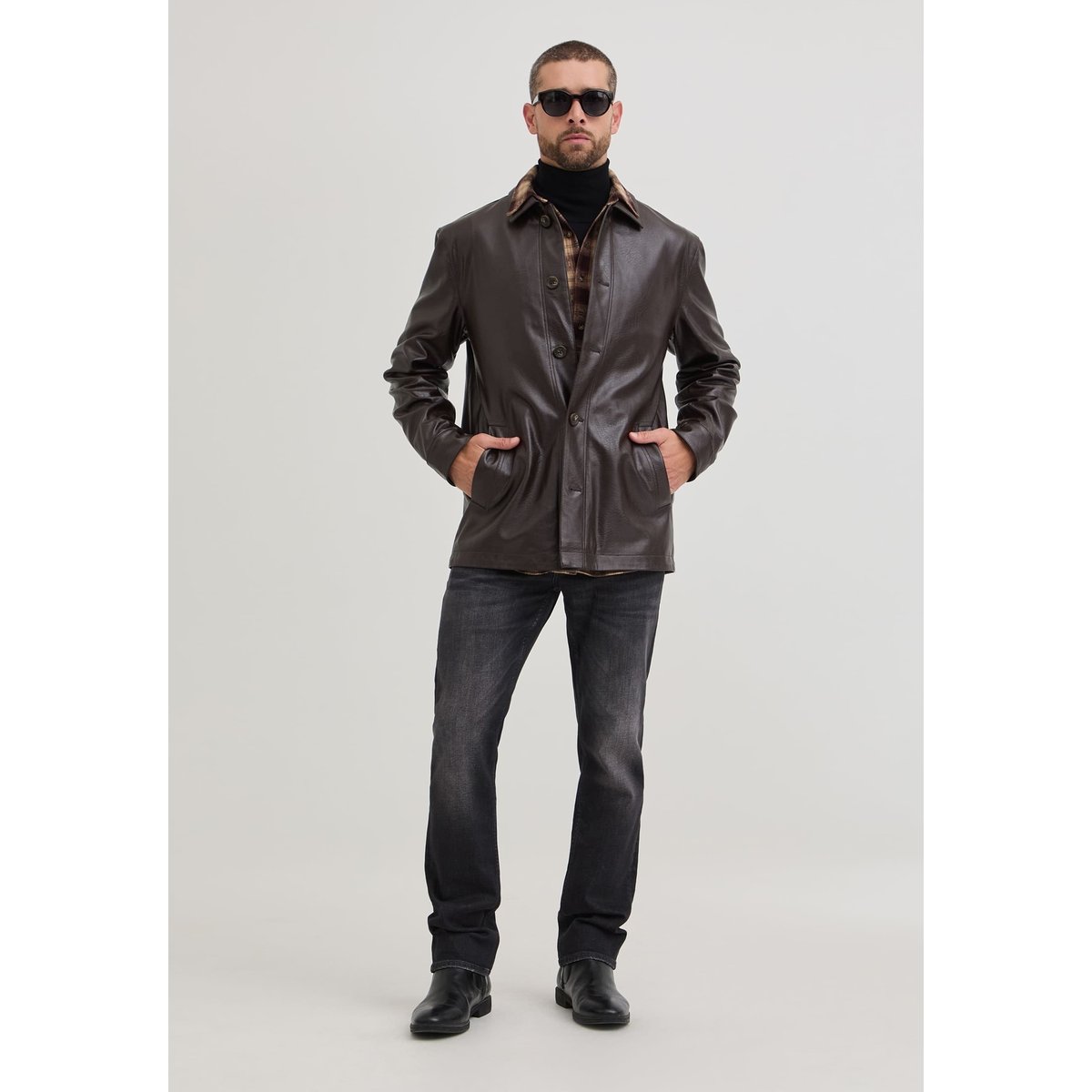 Jean Finnley Tapered noir, GUESS