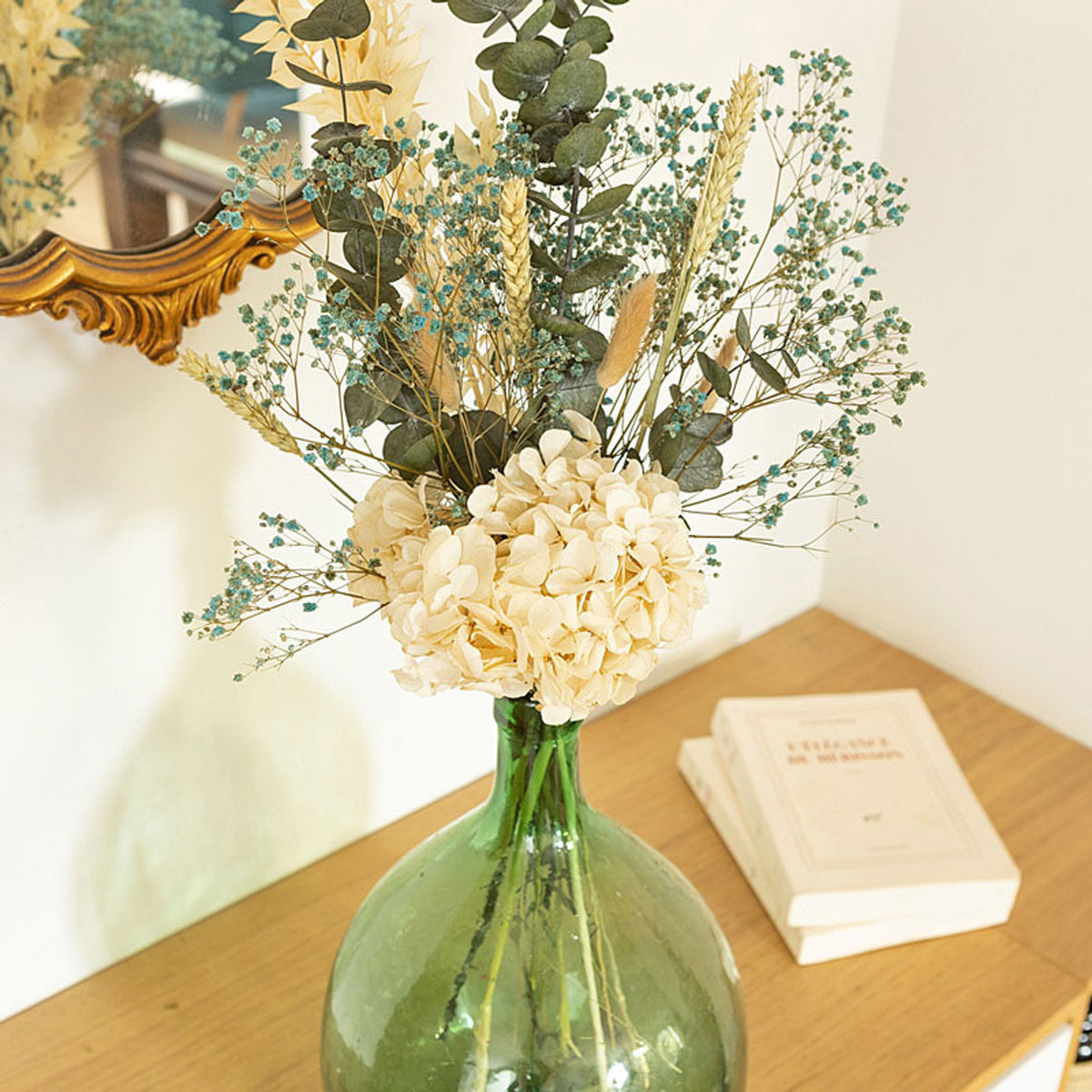 Bouquet de fleurs séchées pour dame-jeanne ou vase haut JOYCE blanc , bleu, RECONCILIATION VEGETALE
